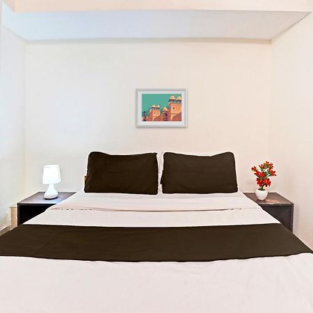 OYO Flagship 77323 Hotel Himalaya Inn Ahmedabad Bagian luar foto