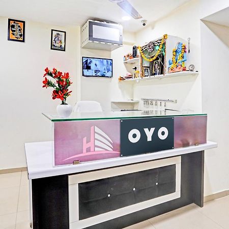 OYO Flagship 77323 Hotel Himalaya Inn Ahmedabad Bagian luar foto