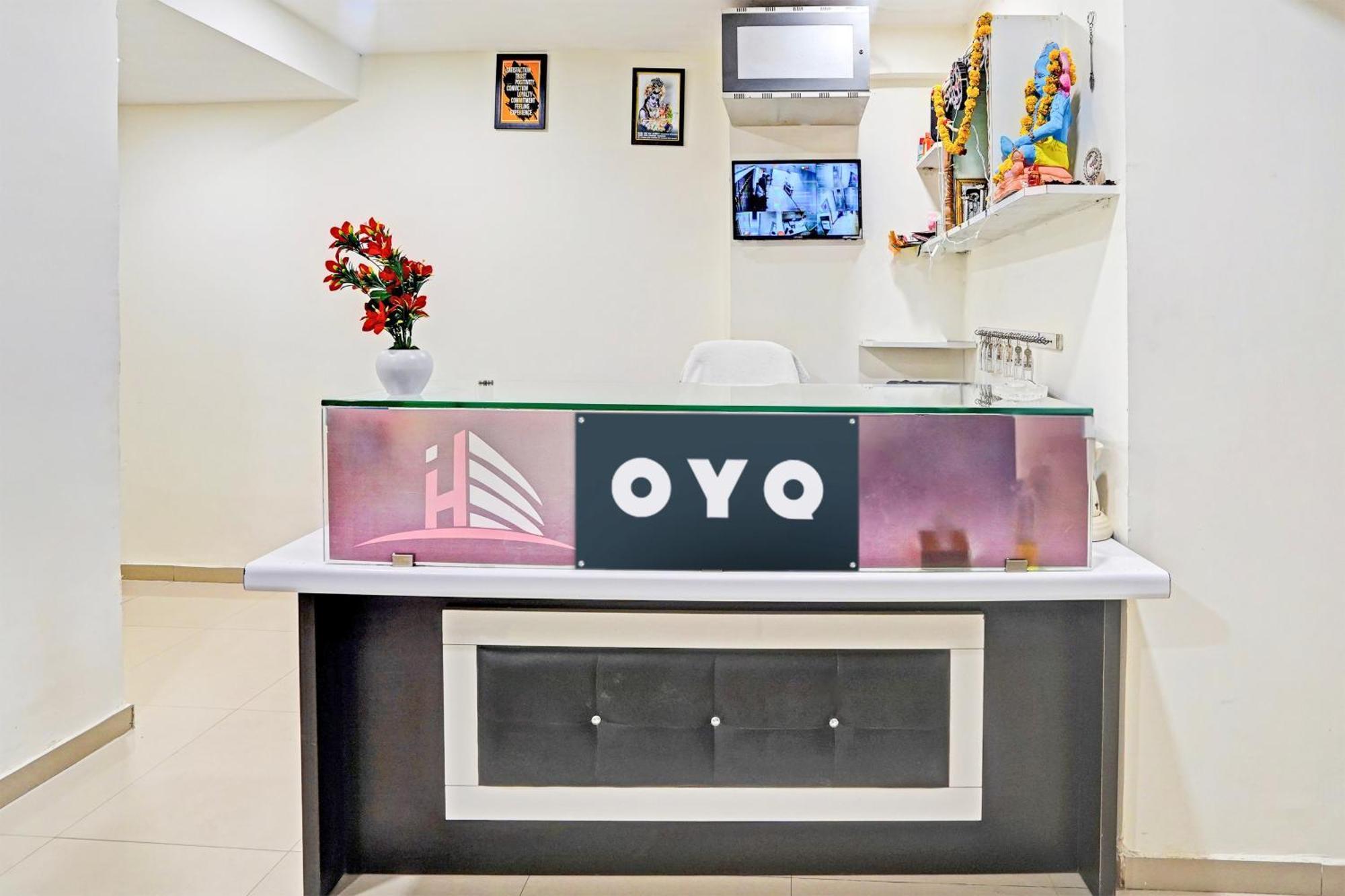 OYO Flagship 77323 Hotel Himalaya Inn Ahmedabad Bagian luar foto